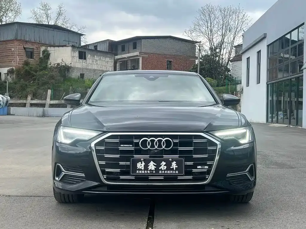 Audi A6L — фото 7