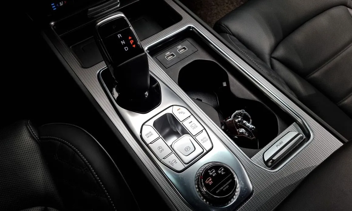 KG Mobility (Ssangyong) Rexton — фото 8