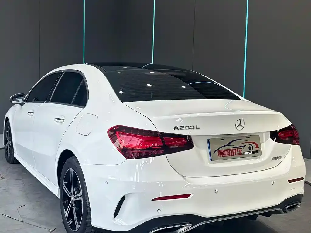 Mercedes-Benz A-Class — фото 10