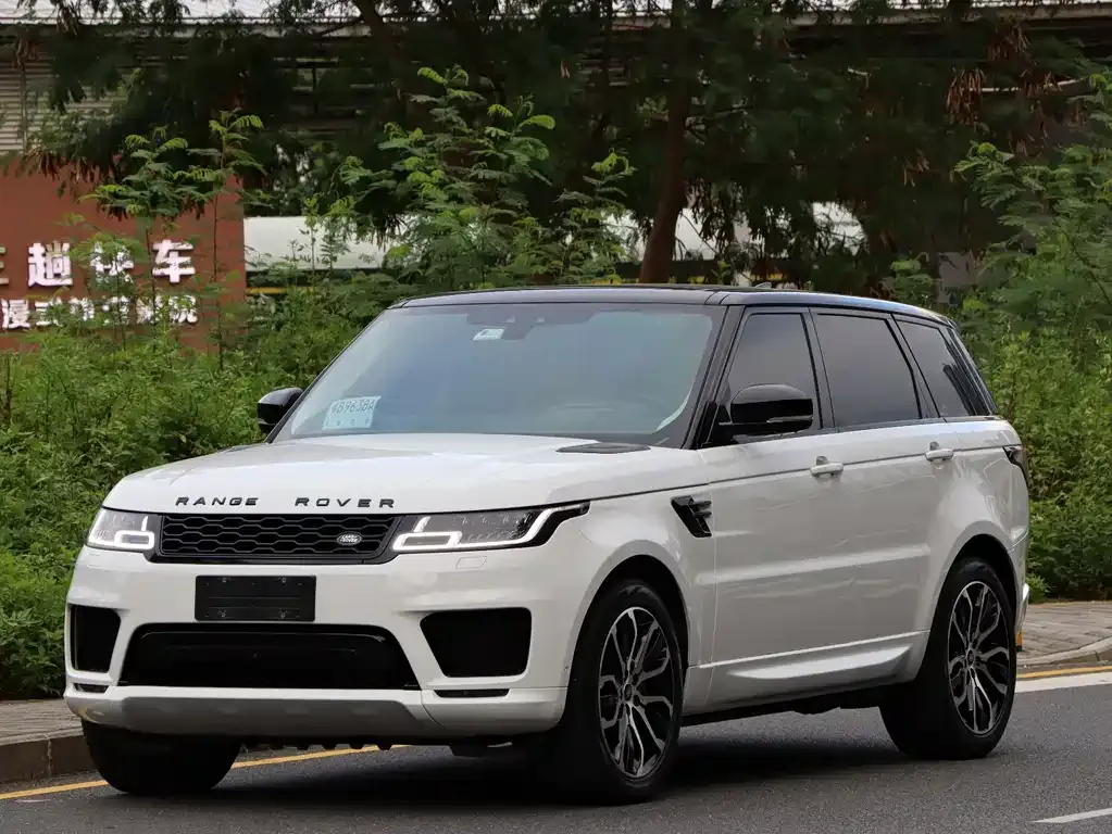 Land Rover Sport — фото 1