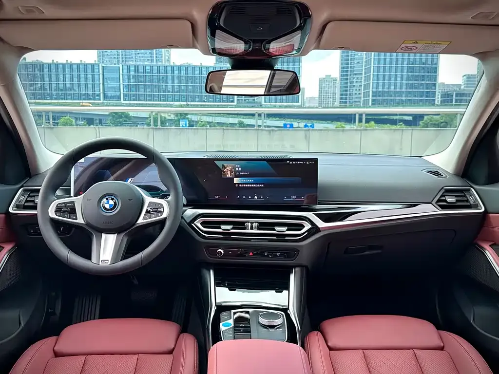 BMW i3 — фото 3