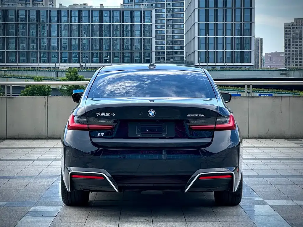 BMW i3 — фото 6