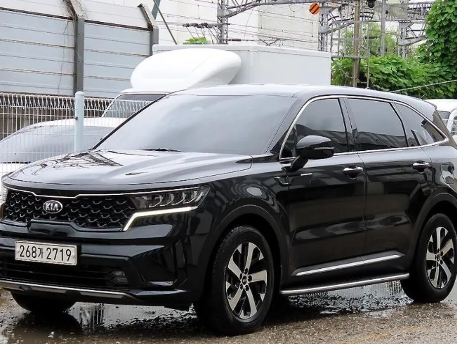 Kia Sorento — фото 7