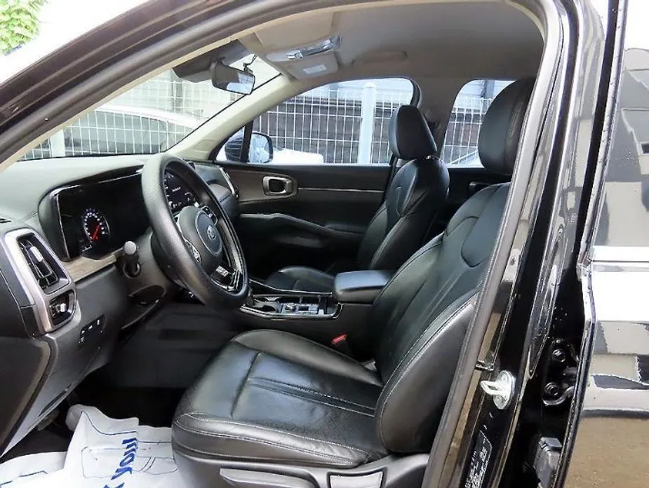 Kia Sorento — фото 5