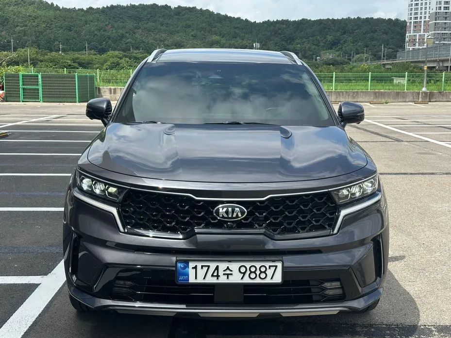 Kia Sorento — фото 1