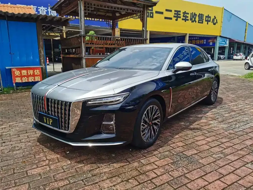 Hongqi H5 — фото 1
