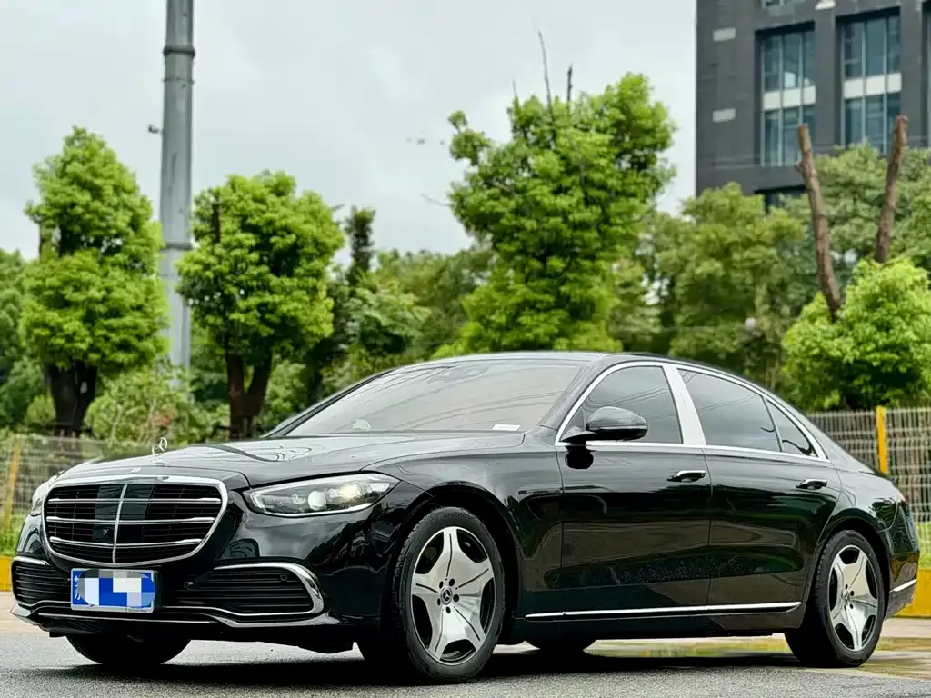 Mercedes-Benz S-Class — фото 1