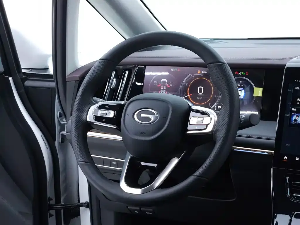 GAC Motor Trumpchi M8 — фото 8