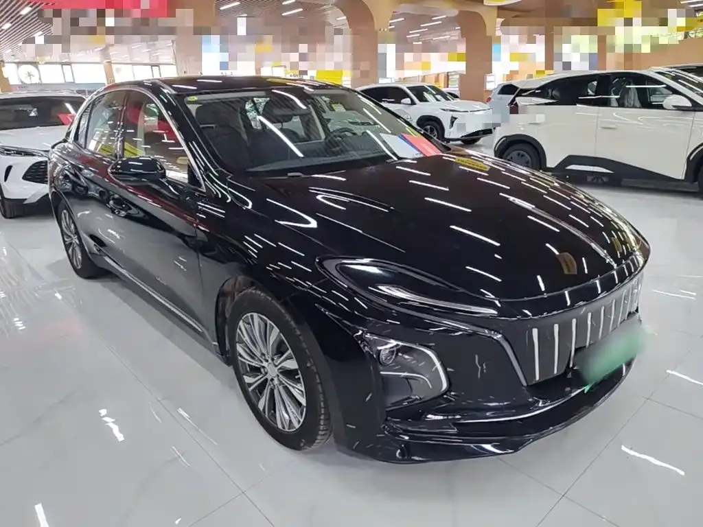 Hongqi E-QM5 — фото 3