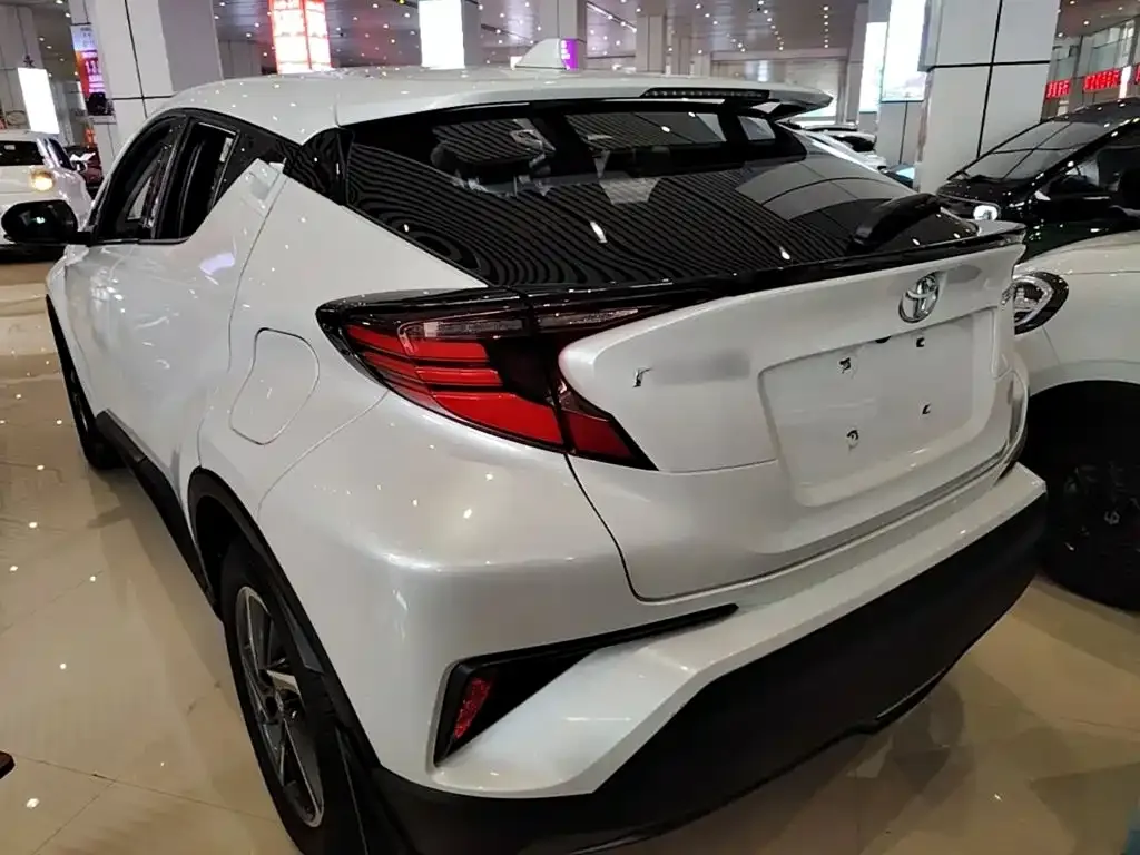 Toyota C-HR — фото 5