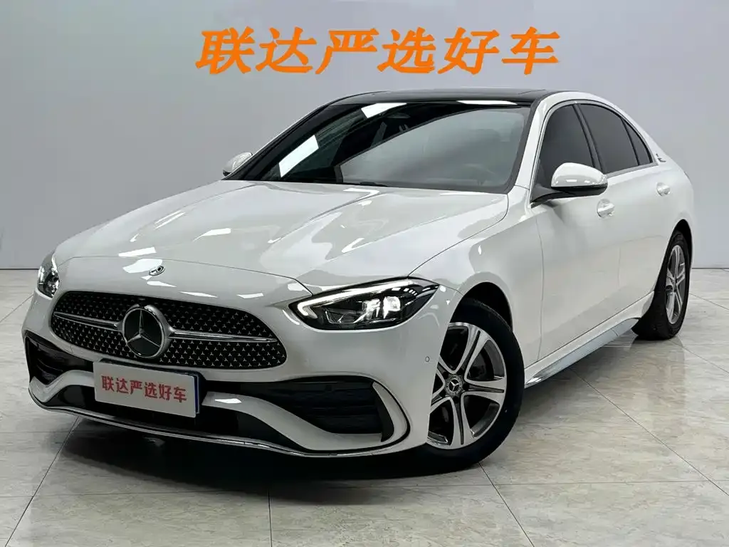 Mercedes-Benz C-Class — фото 1