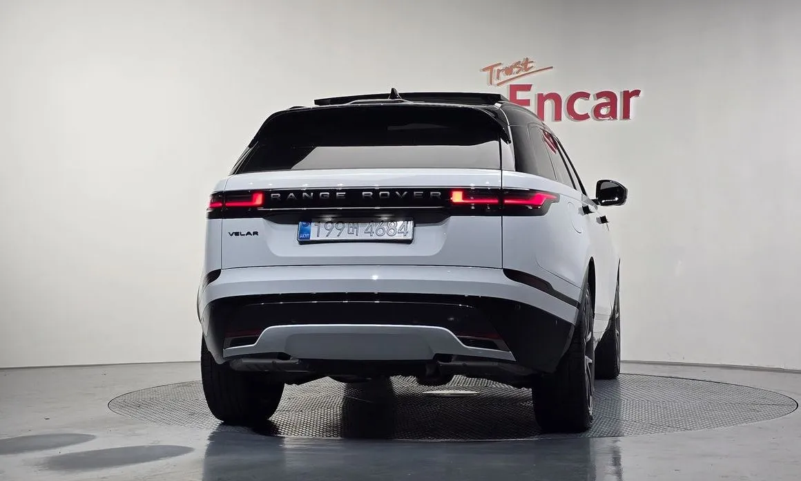 Land Rover Range Rover Velar — фото 4