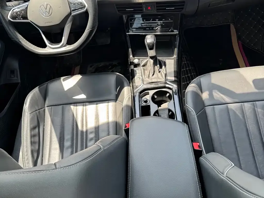 Volkswagen Passat — фото 5