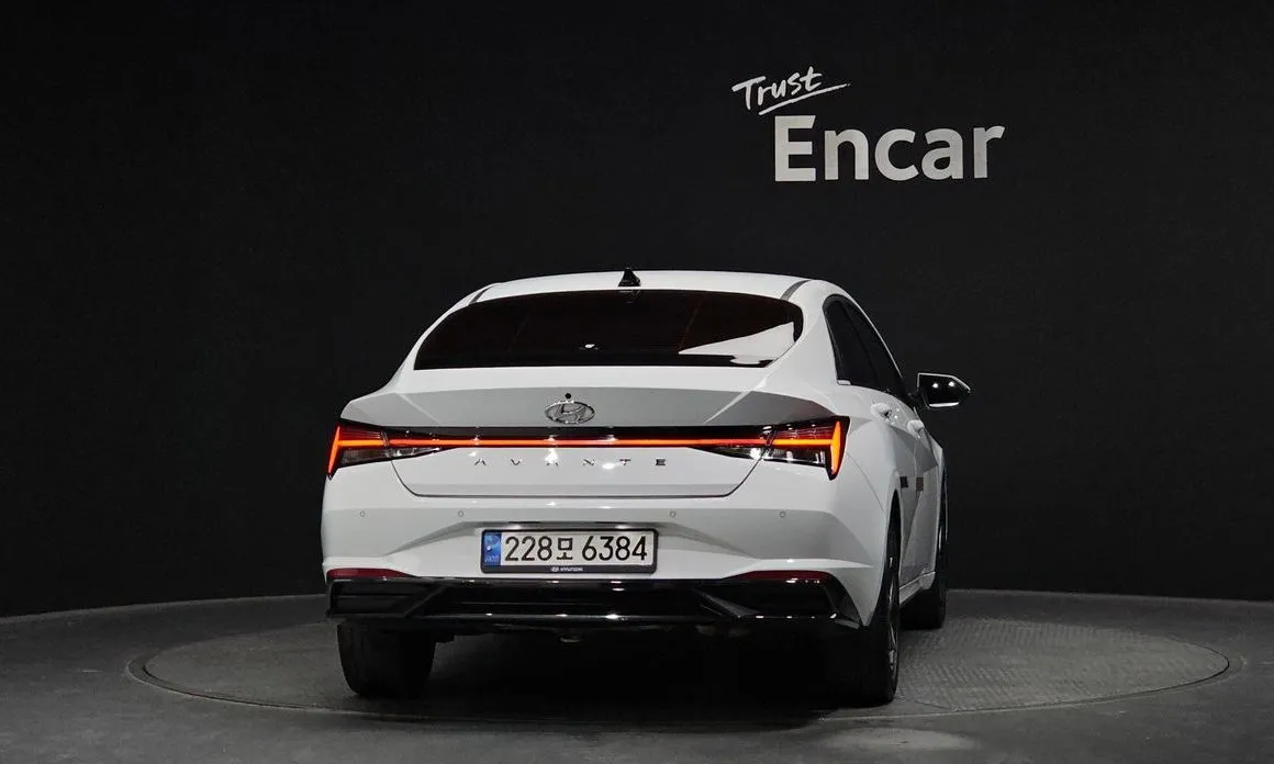 Hyundai AVANTE — фото 4