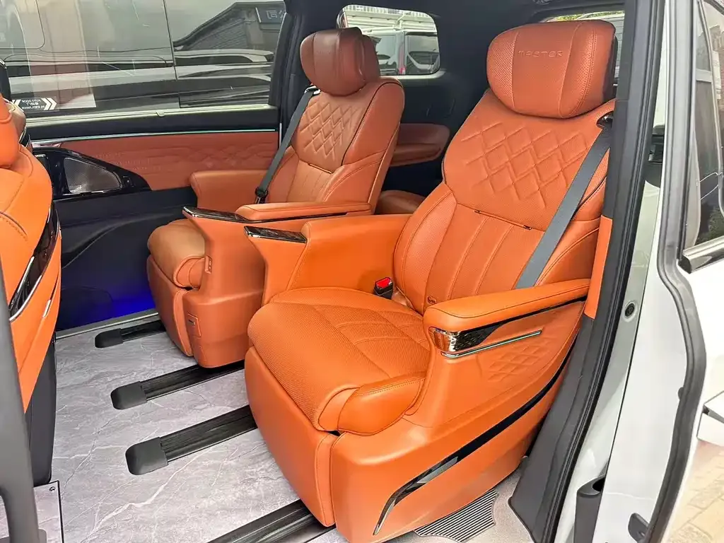 GAC Motor Trumpchi M8 — фото 3