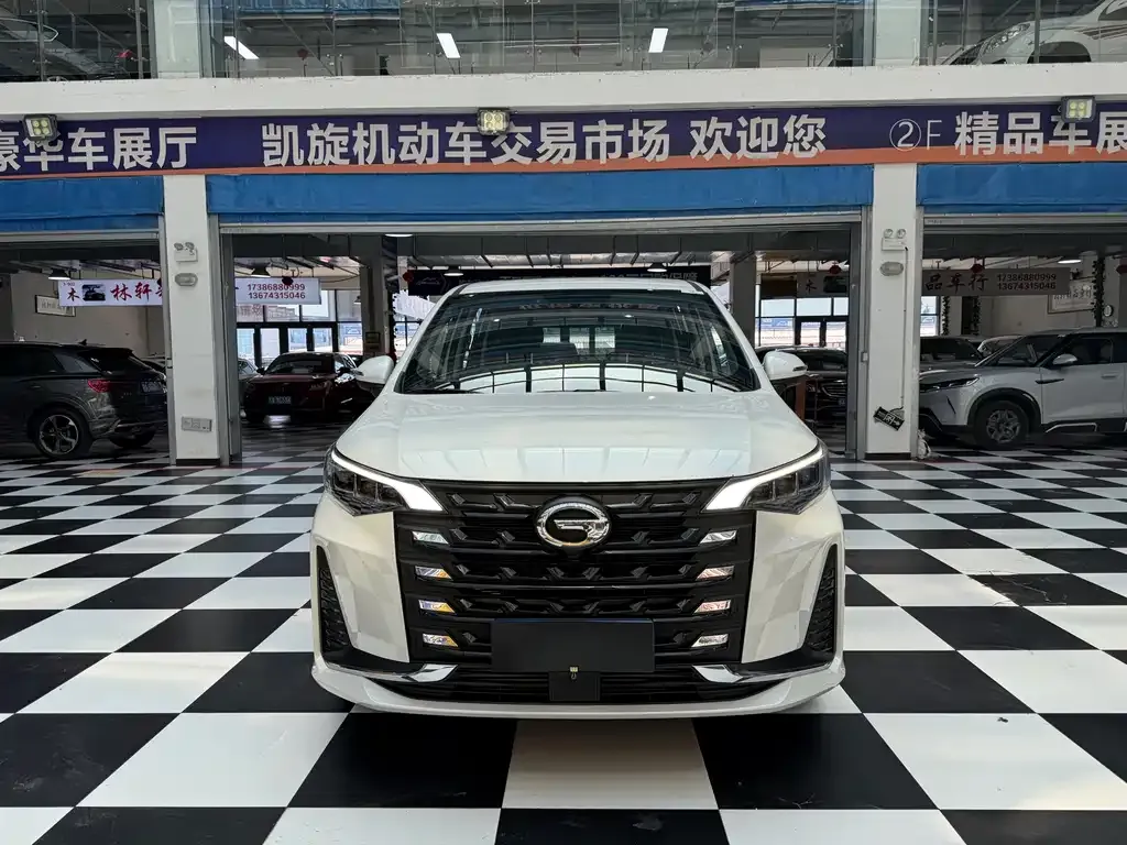 GAC Motor Trumpchi M6 — фото 4