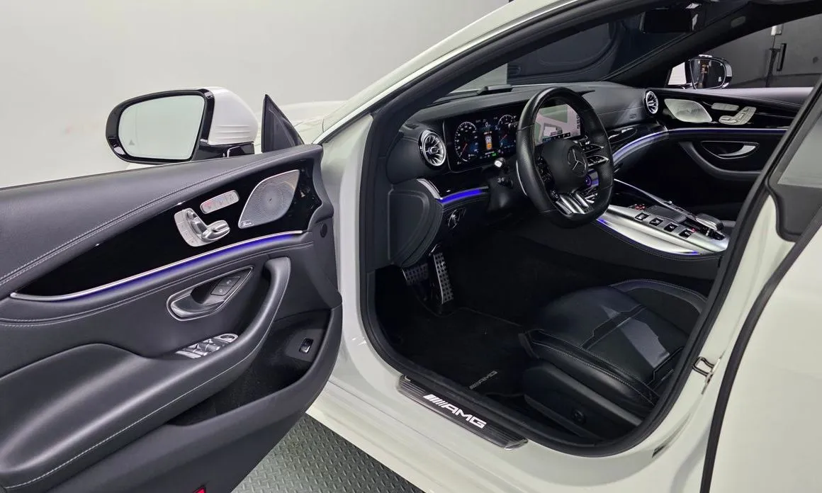 Mercedes-Benz AMG GT — фото 8