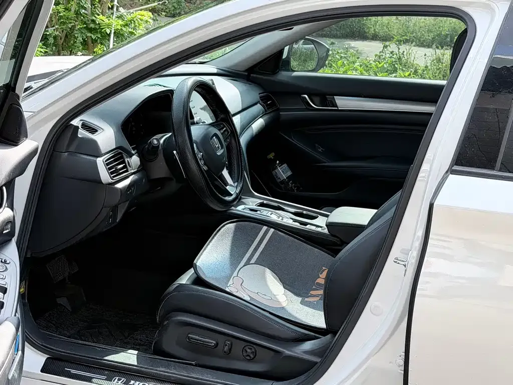 Honda Accord — фото 2