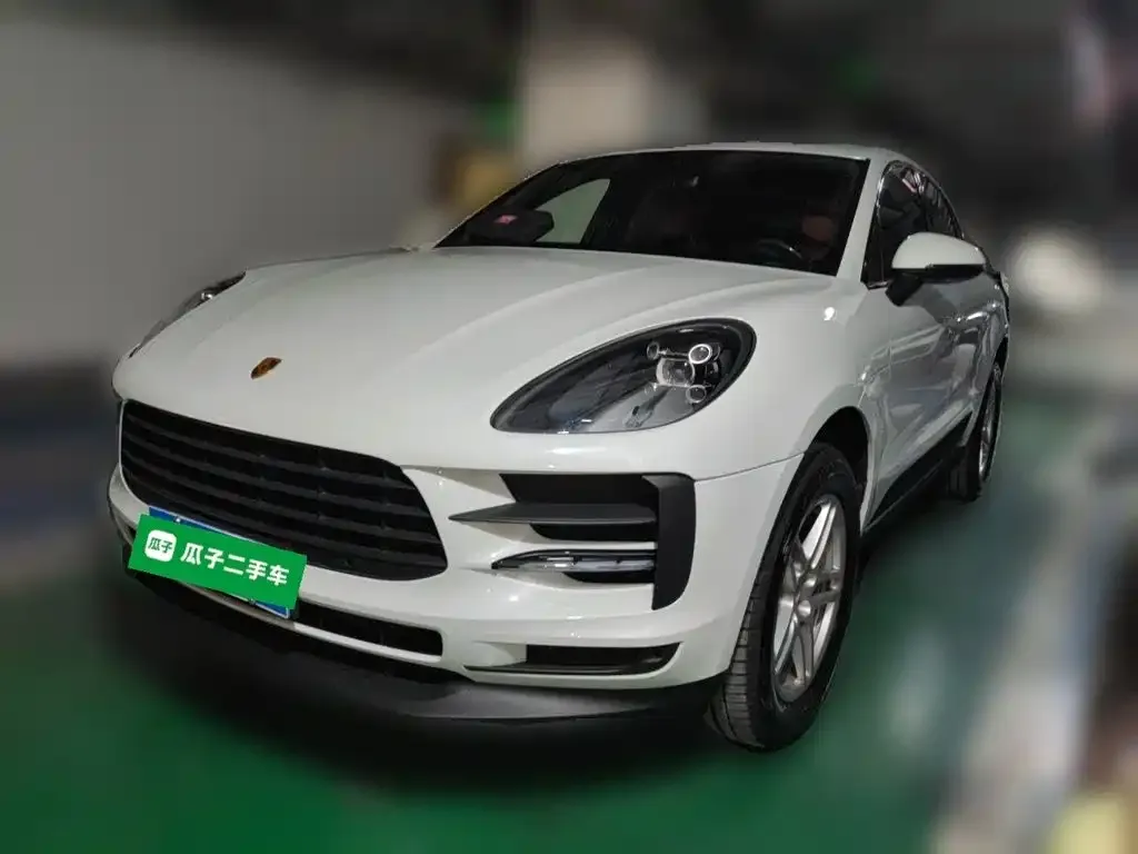 Porsche Macan — фото 1