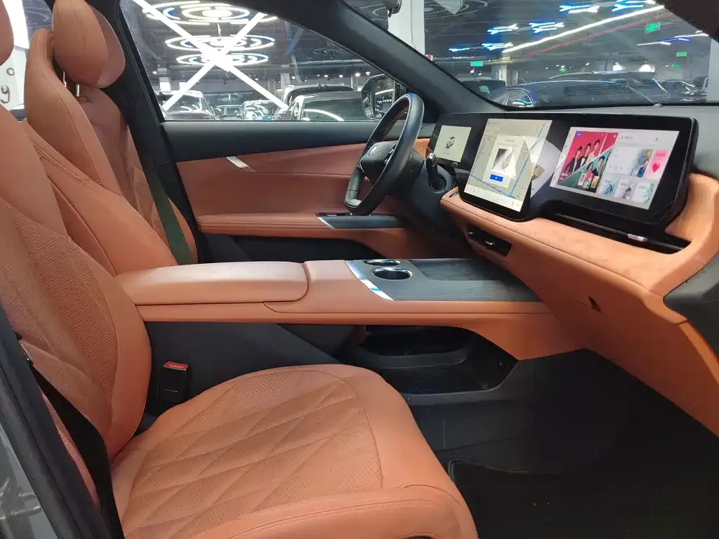 Changan CS75PLUS — фото 10
