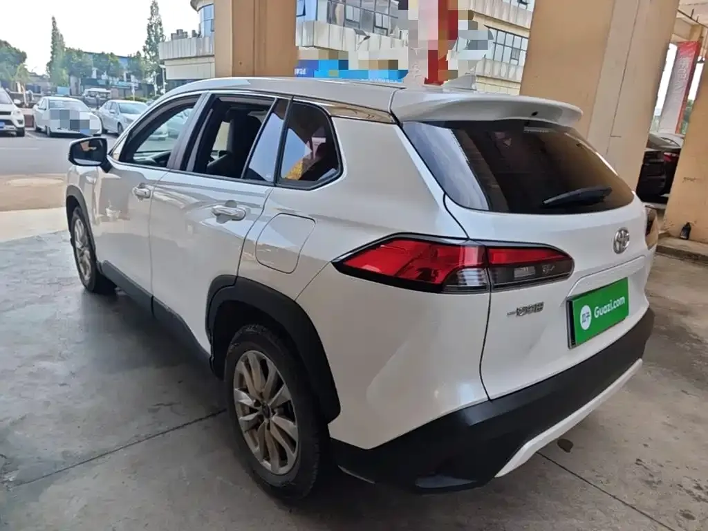 Toyota Corolla Cross — фото 3