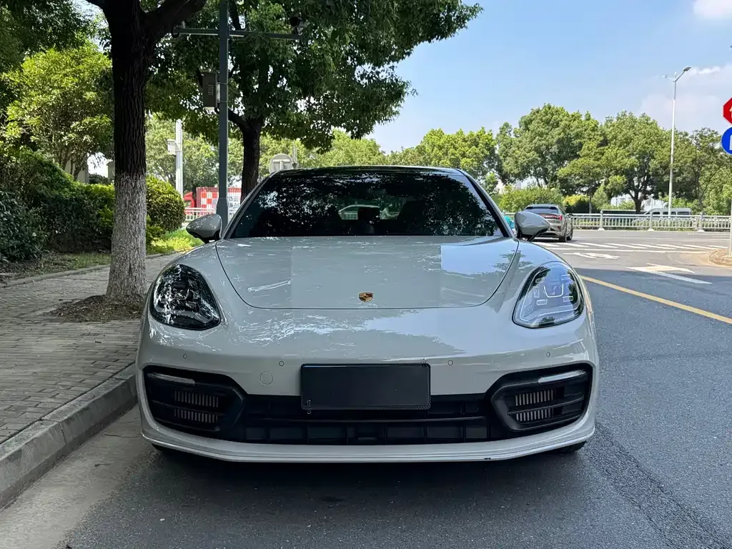 Porsche Panamera — фото 9