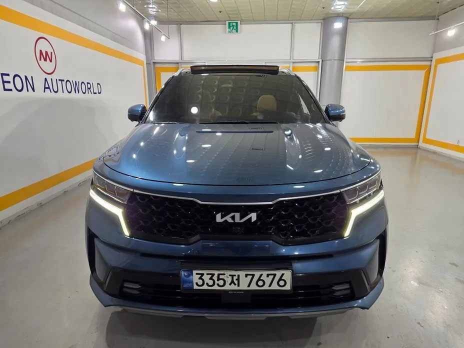 Kia Sorento — фото 9