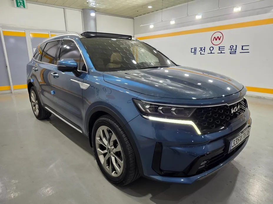 Kia Sorento — фото 5