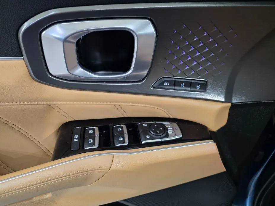 Kia Sorento — фото 4
