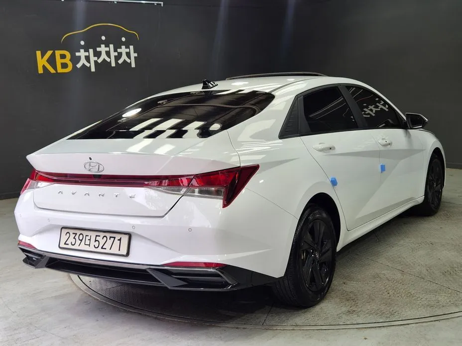 Hyundai AVANTE — фото 6