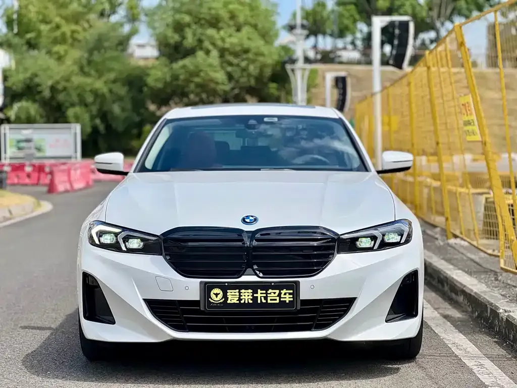 BMW i3 — фото 2