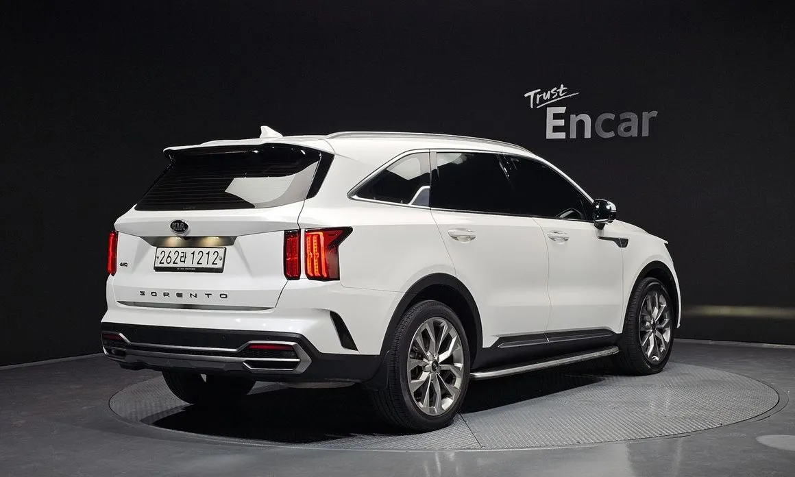 Kia Sorento — фото 4