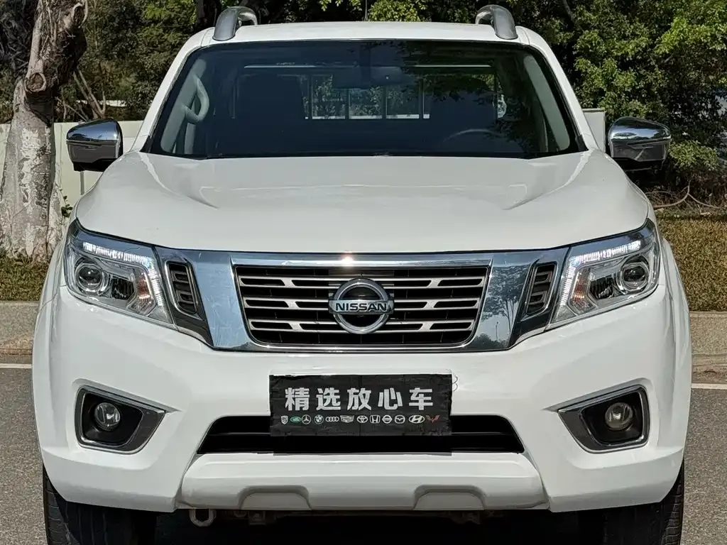 Nissan Navara — фото 5