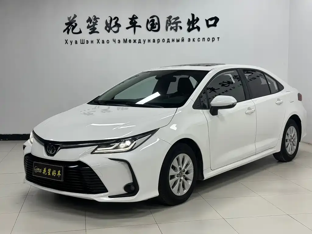 Toyota Corolla — фото 1