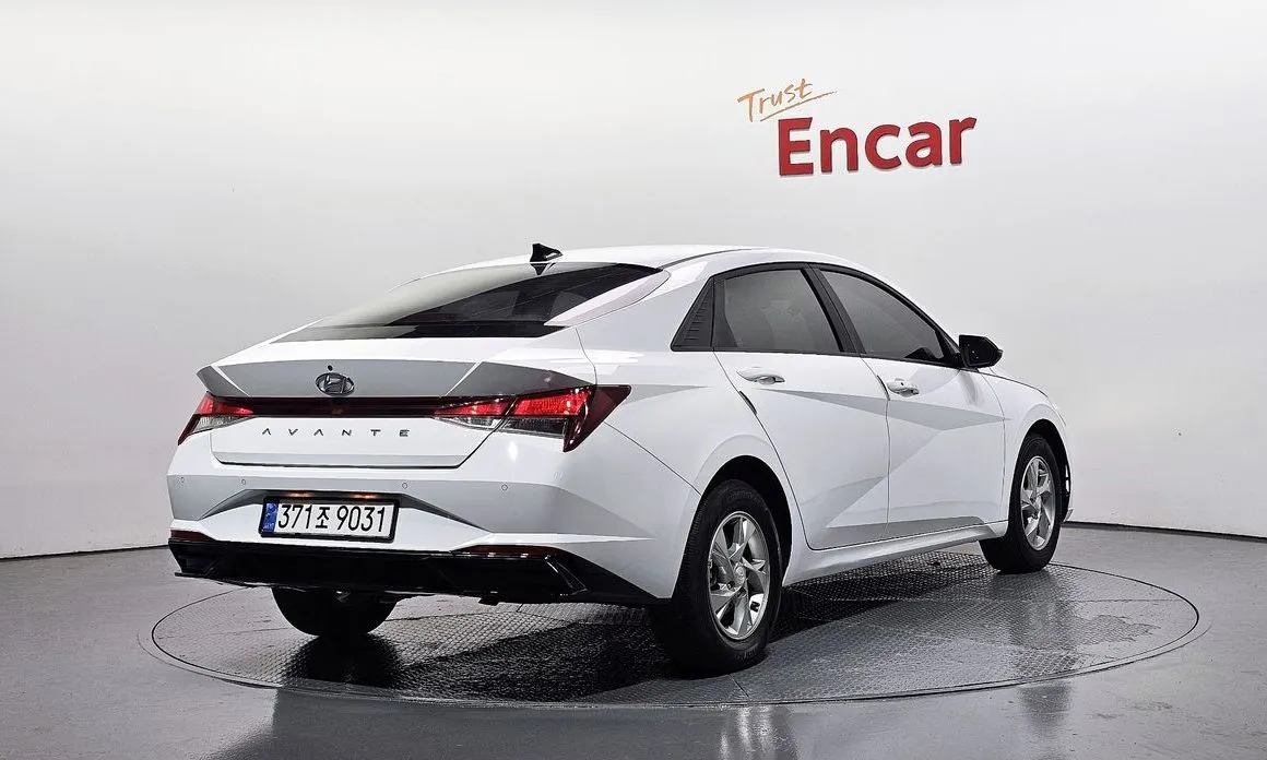 Hyundai AVANTE — фото 6