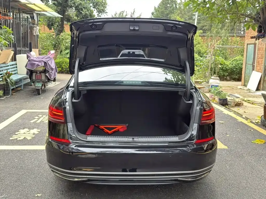 Volkswagen Passat — фото 4