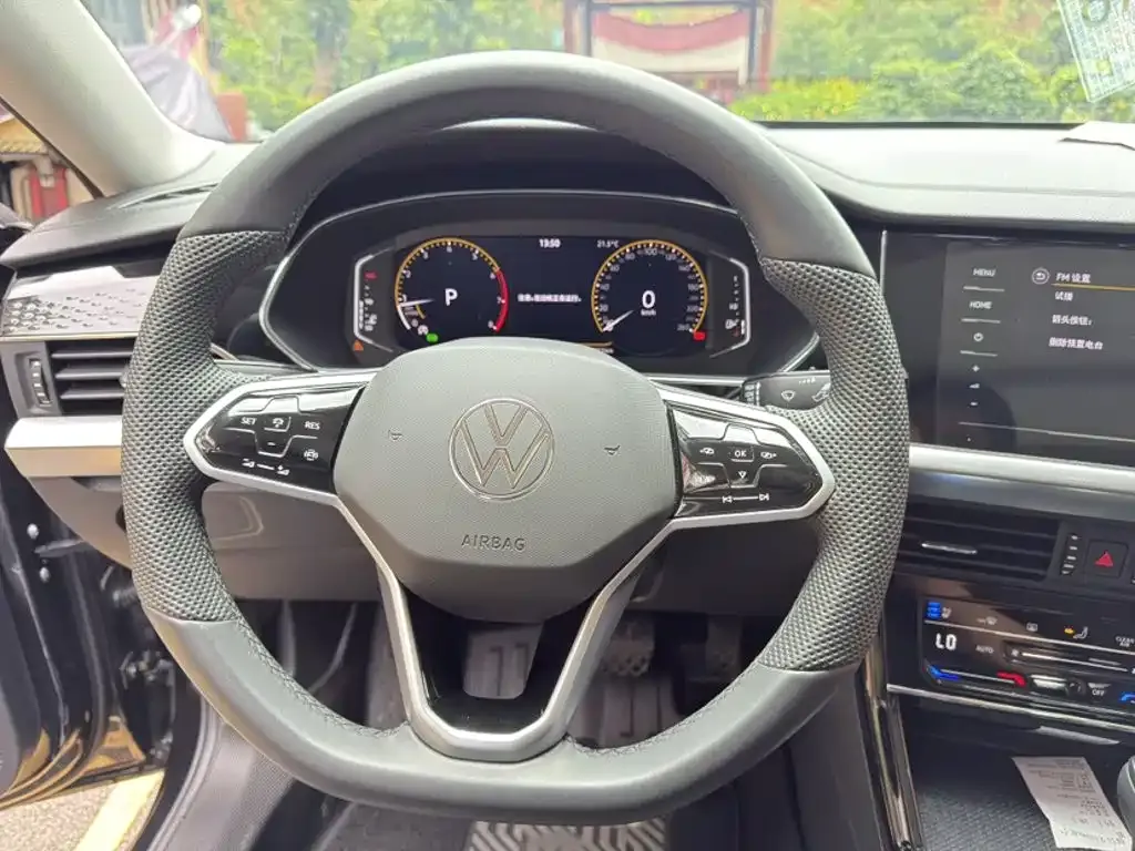 Volkswagen Passat — фото 5