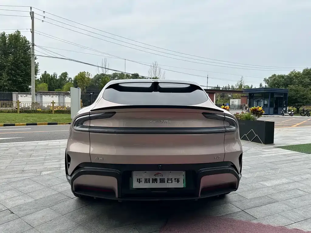 Xiaomi YU7 — фото 3