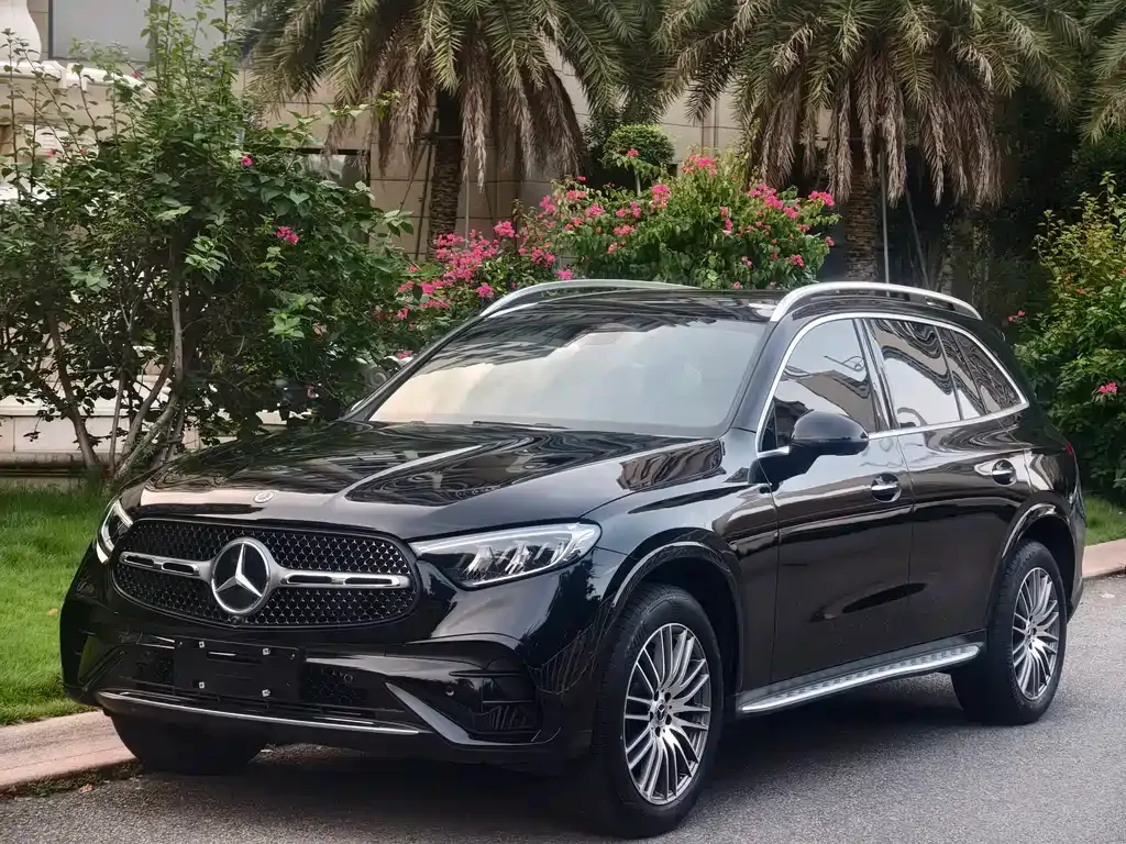 Mercedes-Benz GLC — фото 1