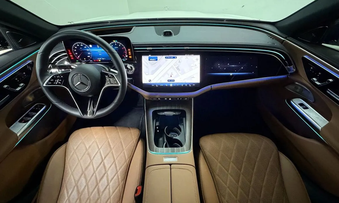 Mercedes-Benz E-Class — фото 10