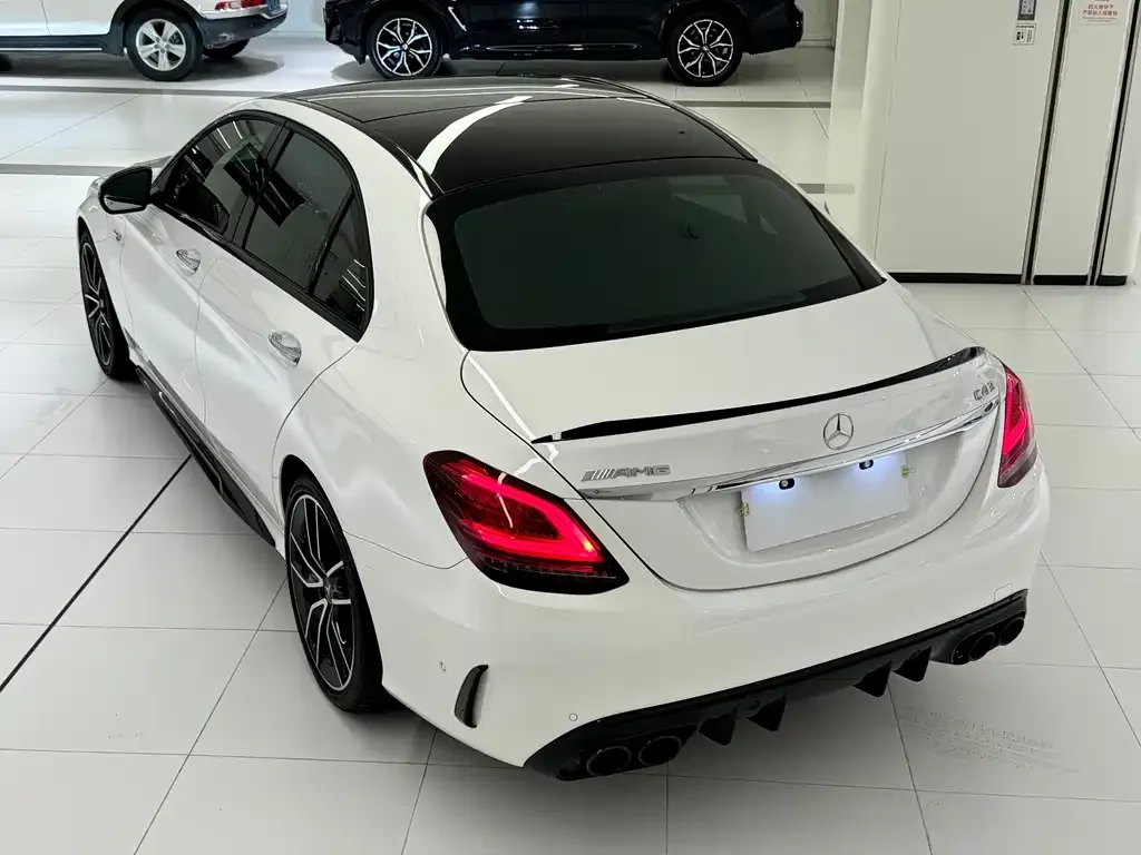 Mercedes-Benz C-Class AMG — фото 6