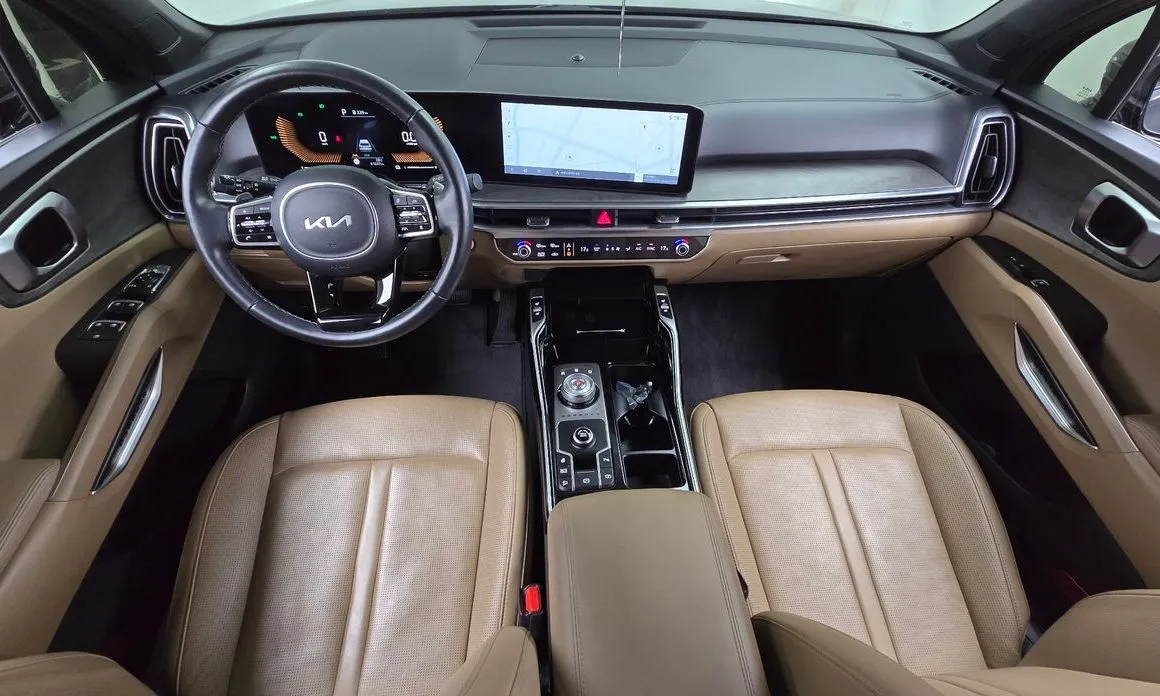 Kia Sorento — фото 8