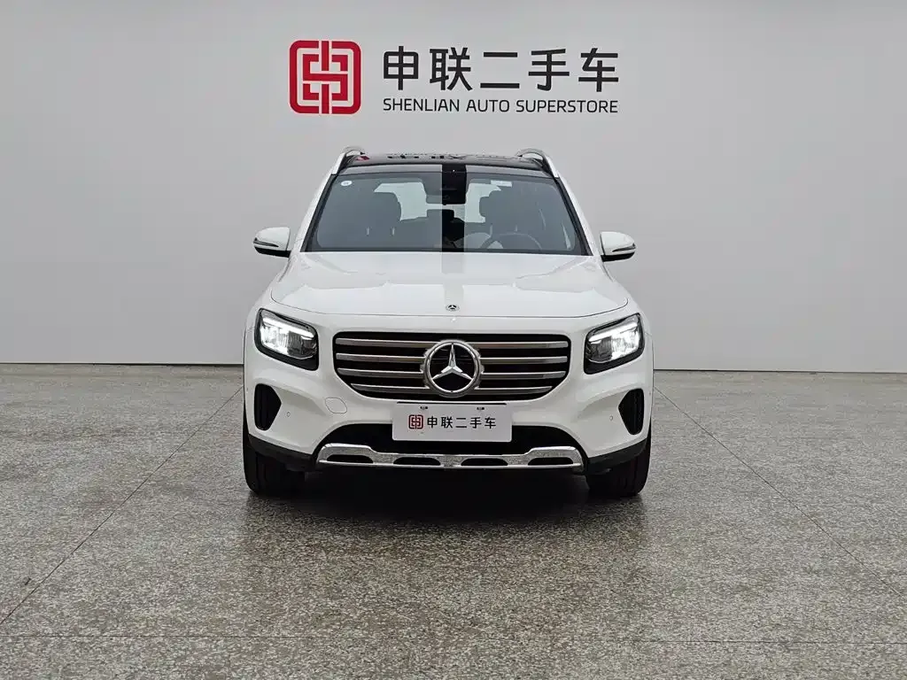 Mercedes-Benz GLB — фото 8