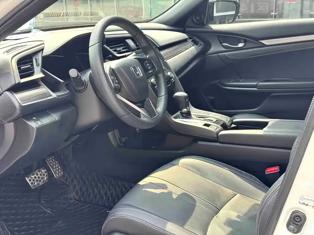 Honda Civic — фото 3