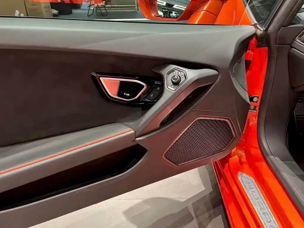 Lamborghini Huracan — фото 8