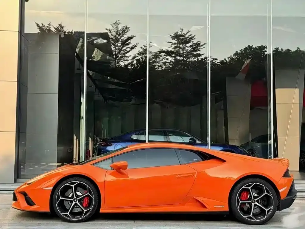 Lamborghini Huracan — фото 2