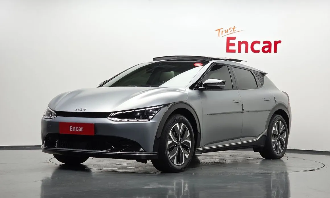 Kia EV6 — фото 1