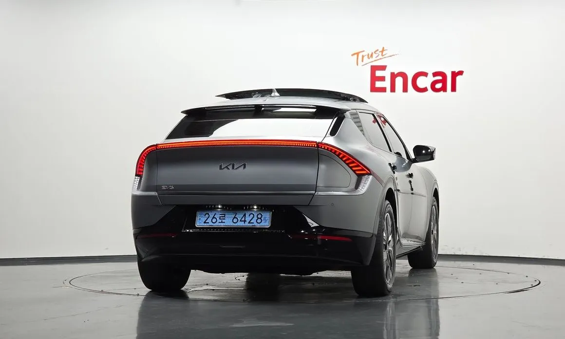 Kia EV6 — фото 5