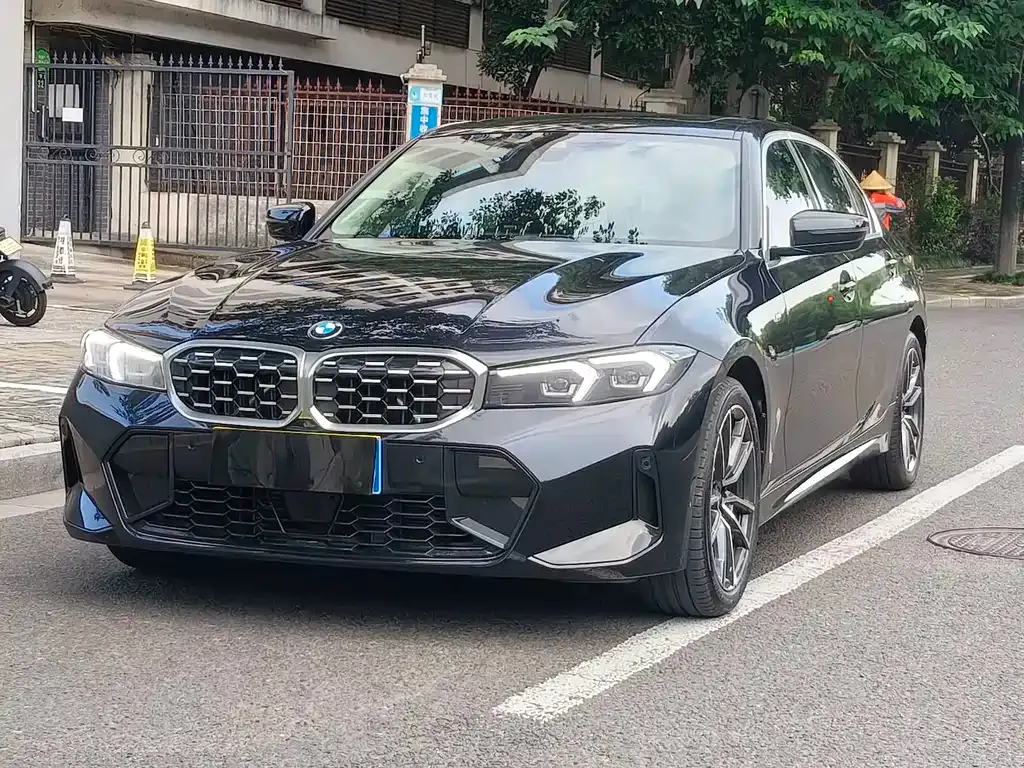 BMW 3 Series — фото 1