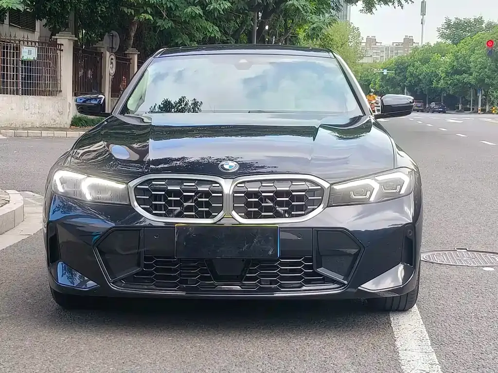 BMW 3 Series — фото 10